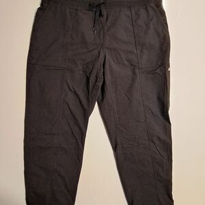 Avia Women's Black Track Pants Cropped Lightweight